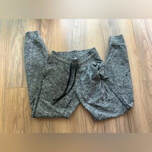 Lululemon Ready to Rulu Fleece Jogger
Heathered Black